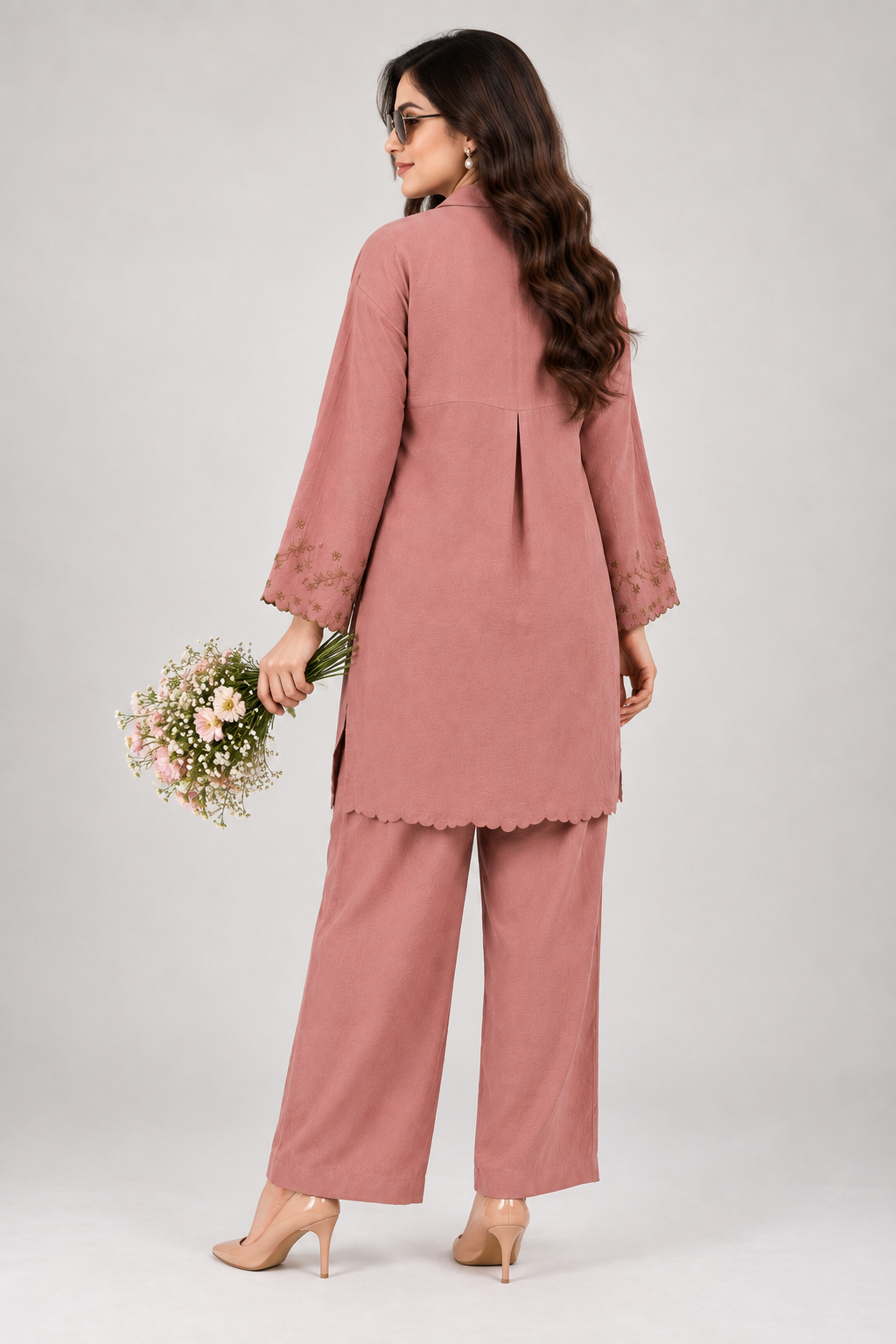 WOMEN'S EMBROIDERED 2-PIECE CO-ORD SET - DUSTY ROSE